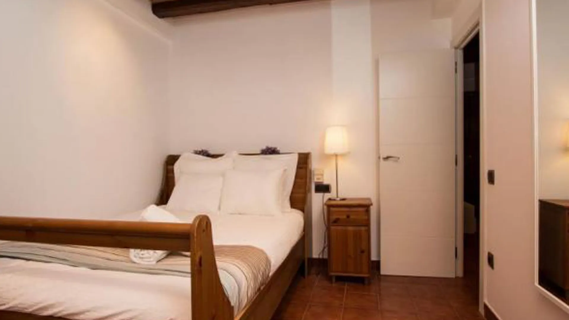 Apartamentos Hypestay Barcelona 0*,