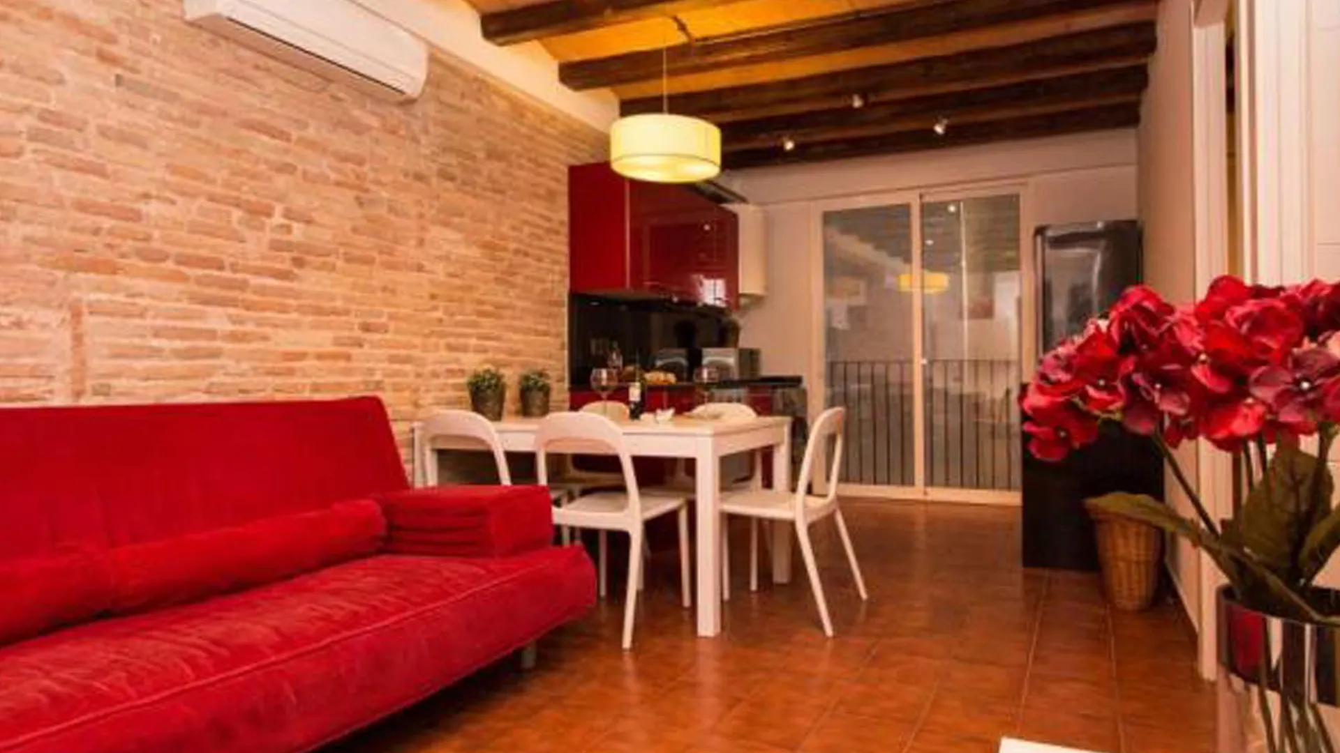 Apartamentos Hypestay Barcelona 0*,  Španělsko