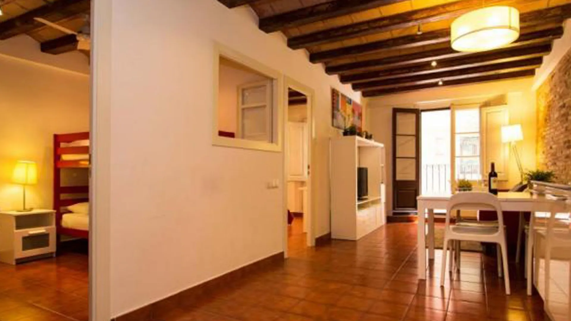 Apartamentos Hypestay Barcelona 0*,